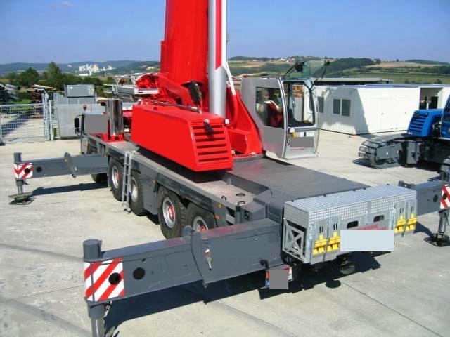 Liebherr LTM 1200 2009 Euro 3 24000 1900 10x8x10 72m+22m  ZF 16 AS-Tronic,  70%, 72 ,  71 ,   + Mercedes Actros 33540 2007 + Nooteboom 4 axles 1997 1155000 Euro FOB port Germany
